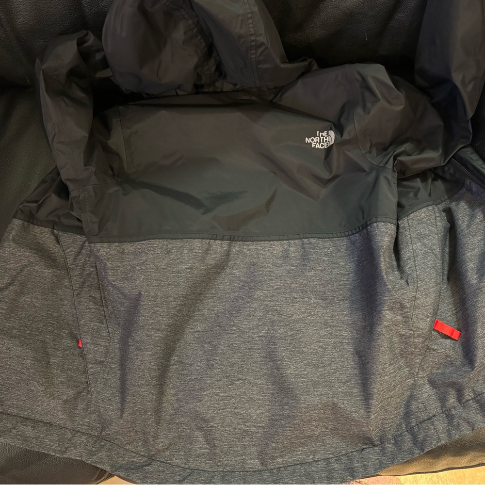 BOYS NORTHFACE FLEECE LINED RAINCOAT